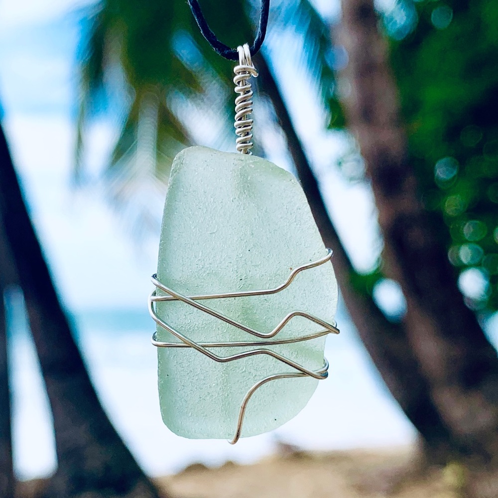 Beachcomber Seaglass Necklace - Picture 3 of 8